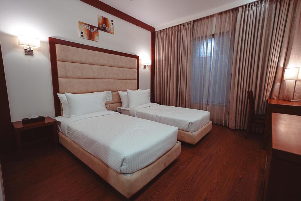 Ramee The Srinivas Palace Bhuj Extérieur photo
